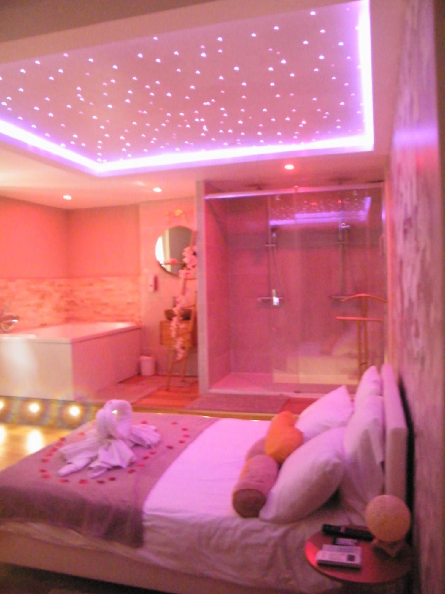 Studio Love Room Spa Baignoire Double La Ciotat Centre Port Exterior photo